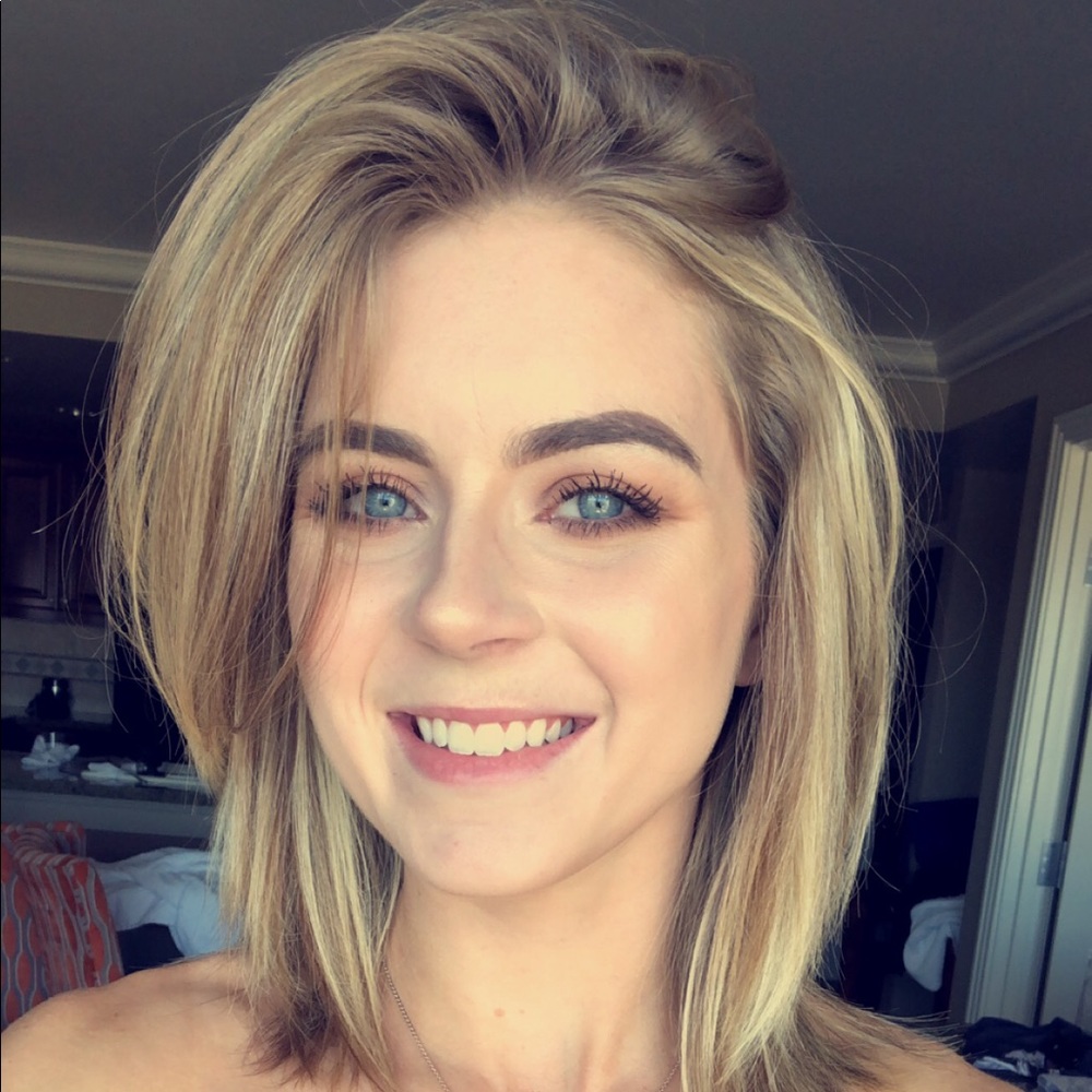 Meet your Posher, Lauren